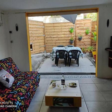 Guest House Bien-Etre Creole Сен-Ан Екстериор снимка